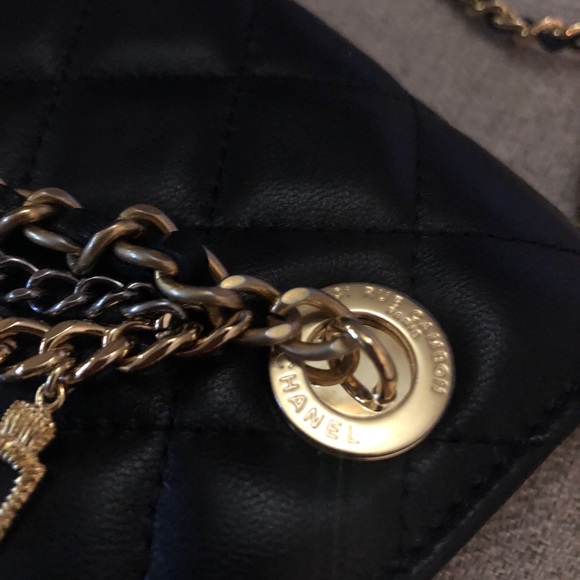 SOLD tradesy Chanel 2019 Egyptian Amulets Mini bag - Picture 7 of 8
